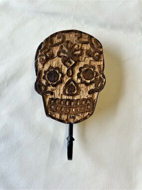 Wooden Sugar Skull Wall Hook - Brown